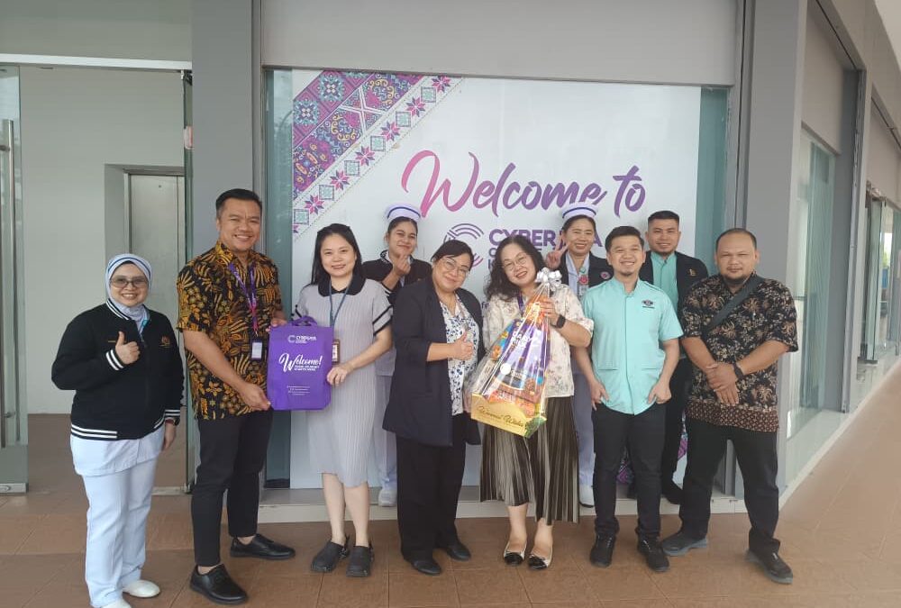 Cyberjaya College Kuching staff and Sarawak General Hospital team at the Blood Donation Drive 2026